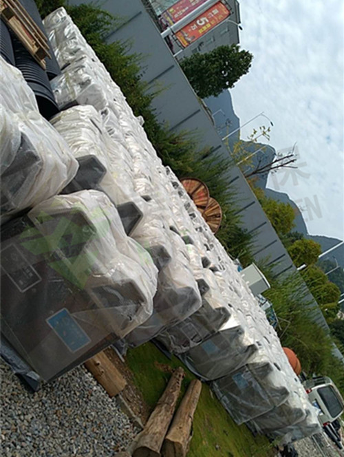 1536808473165556.jpg 445968774171834301.jpg