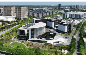 美天垃圾桶來(lái)到南通帽飾文創(chuàng)園